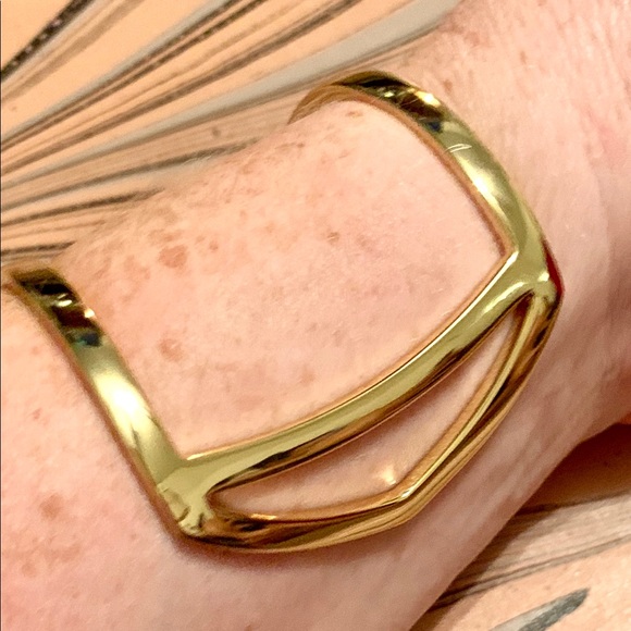 🆕 Cute cute cute Cuff Bracelet New Without tags - Picture 6 of 6